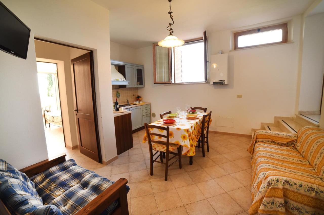 Casa Vacanze Santa Caterina Asciano Extérieur photo