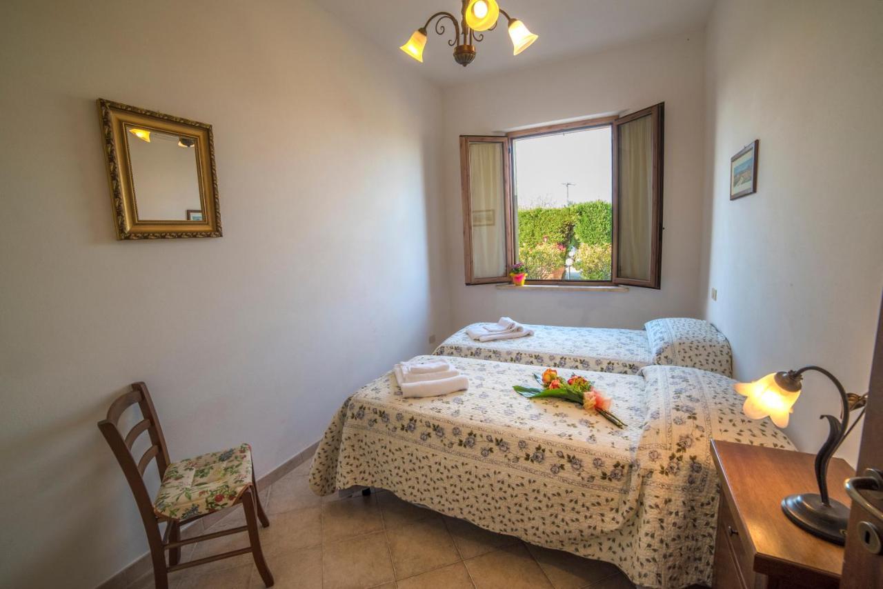 Casa Vacanze Santa Caterina Asciano Extérieur photo