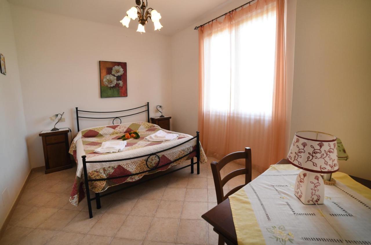 Casa Vacanze Santa Caterina Asciano Extérieur photo