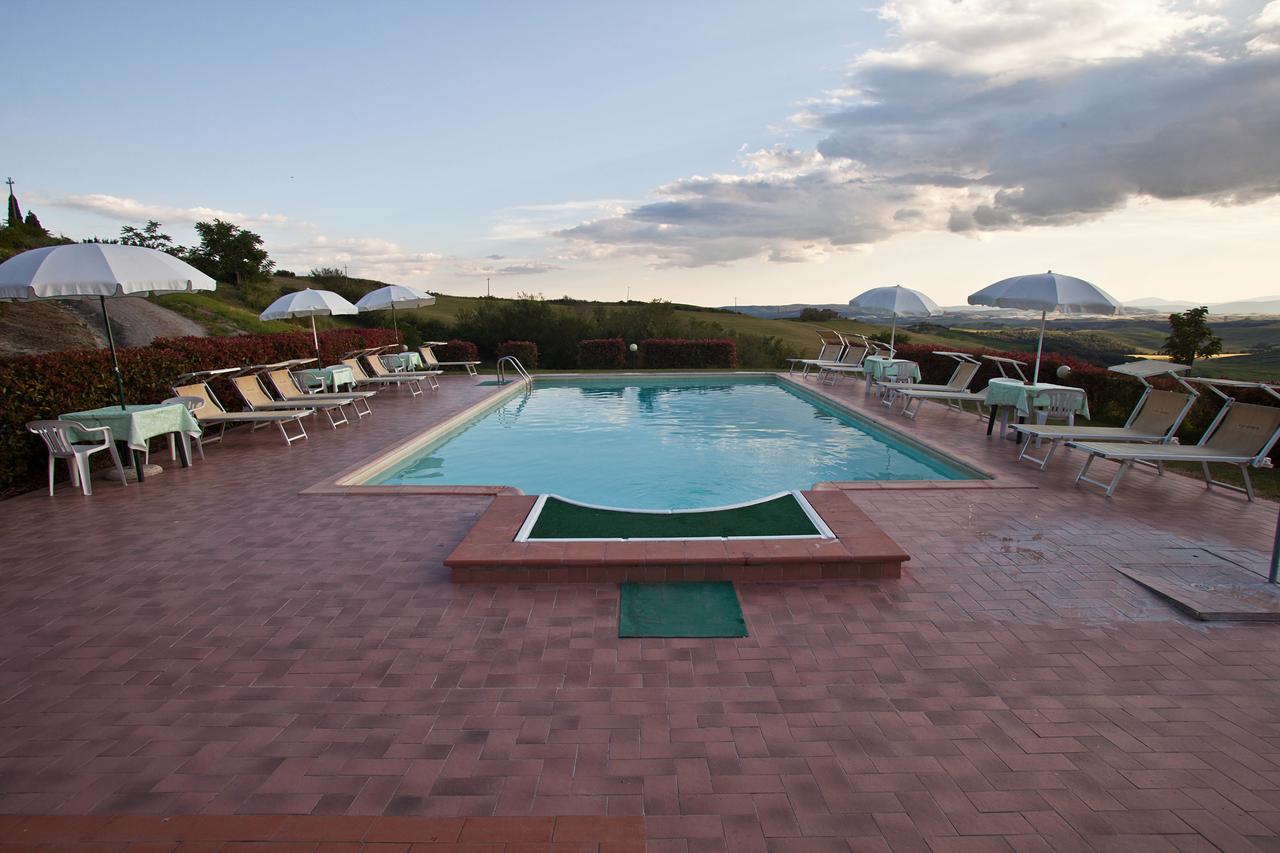 Casa Vacanze Santa Caterina Asciano Extérieur photo