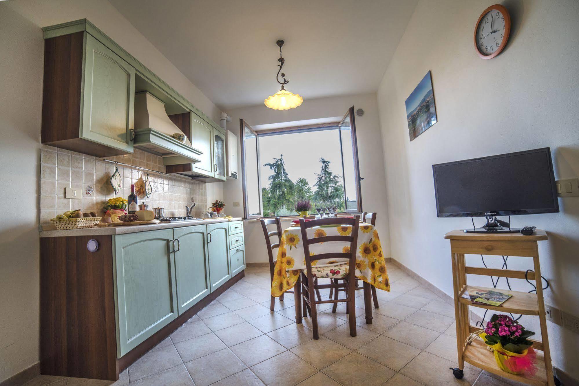 Casa Vacanze Santa Caterina Asciano Extérieur photo